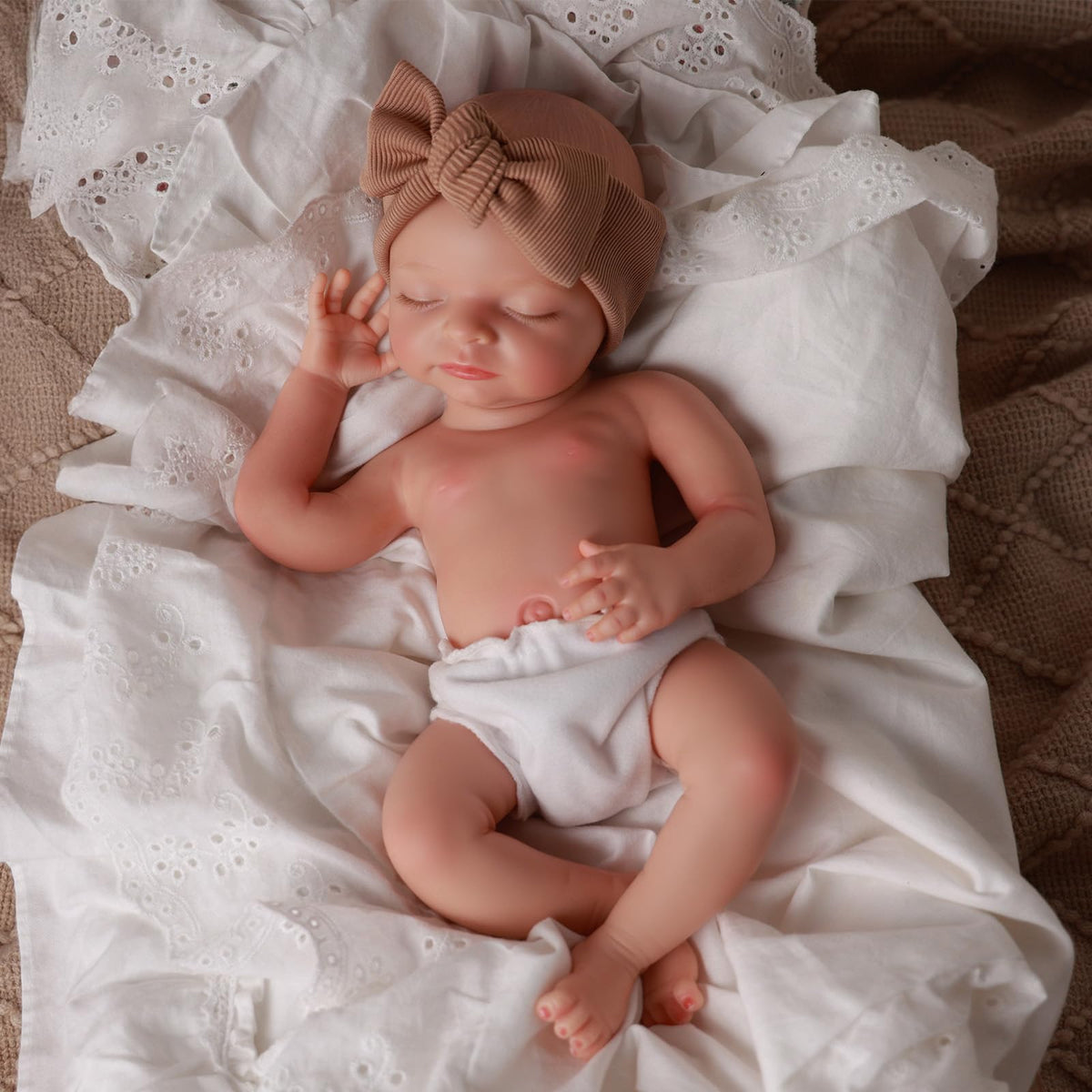 16 Inch Silicone Baby Doll Weighted 4LB, Lifelike Newborn Dolls